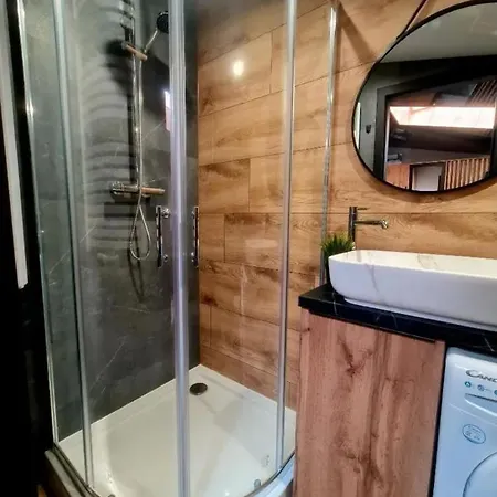 Hola Narutowicza 41 * Lodz